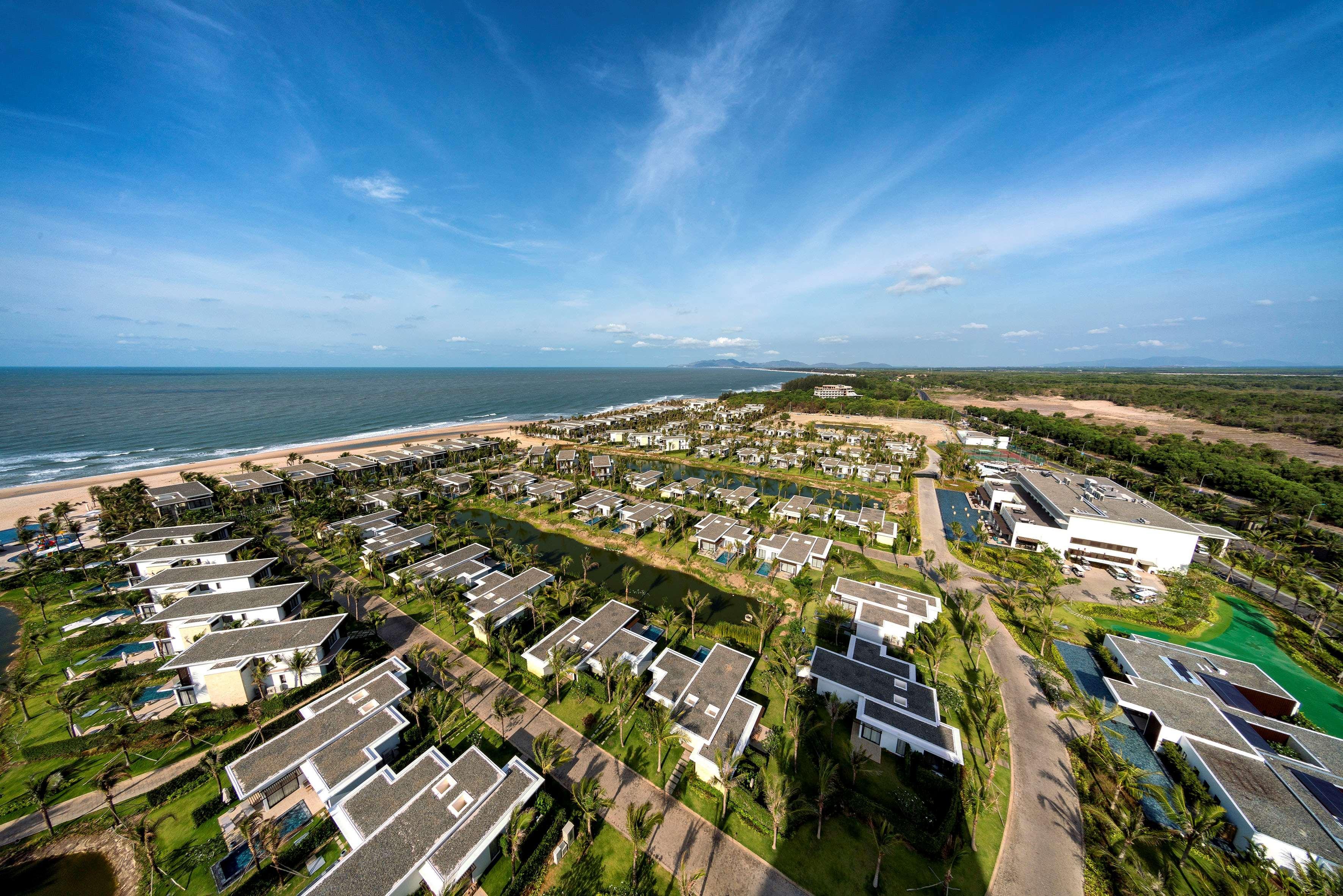 胡深海滩美丽亚度假村 后川 外观 照片 Aerial view of the resort