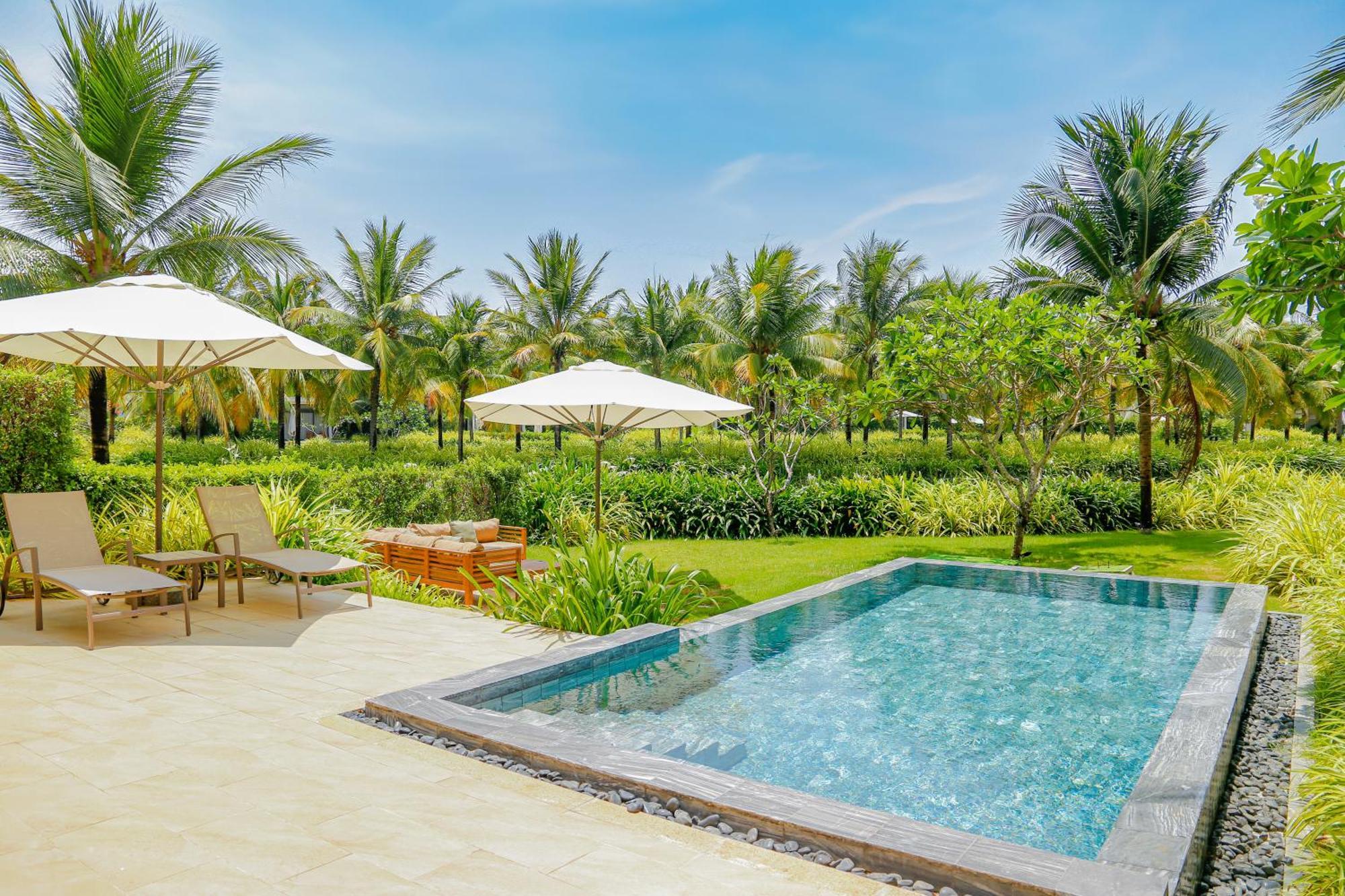 胡深海滩美丽亚度假村 后川 外观 照片 A pool at the resort