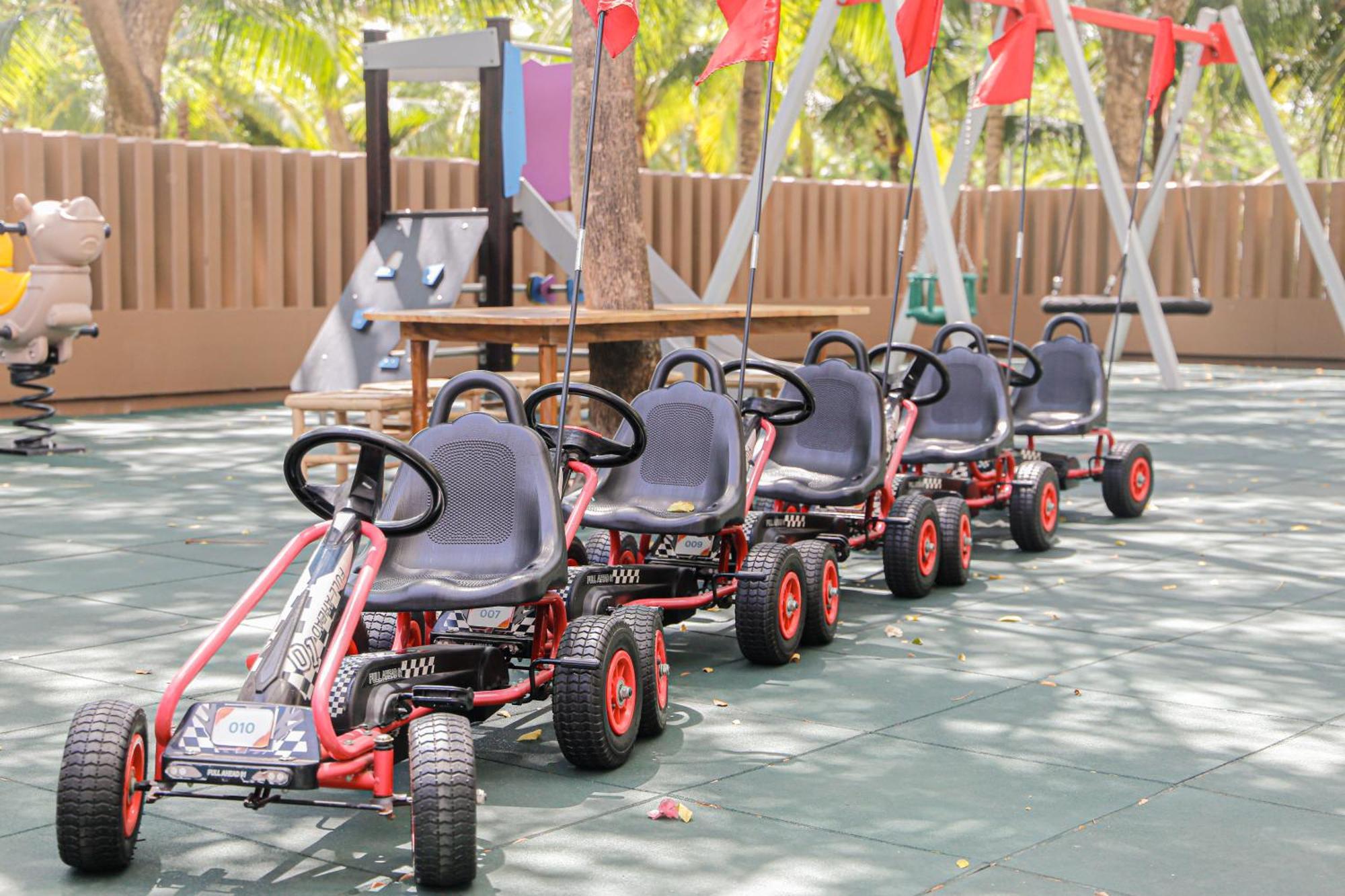 胡深海滩美丽亚度假村 后川 外观 照片 Kart racing